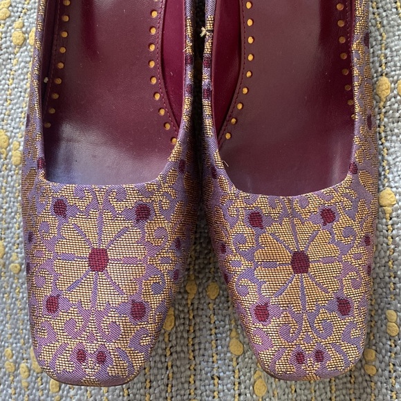 Yvest Saint Laurent heels - Picture 2 of 4